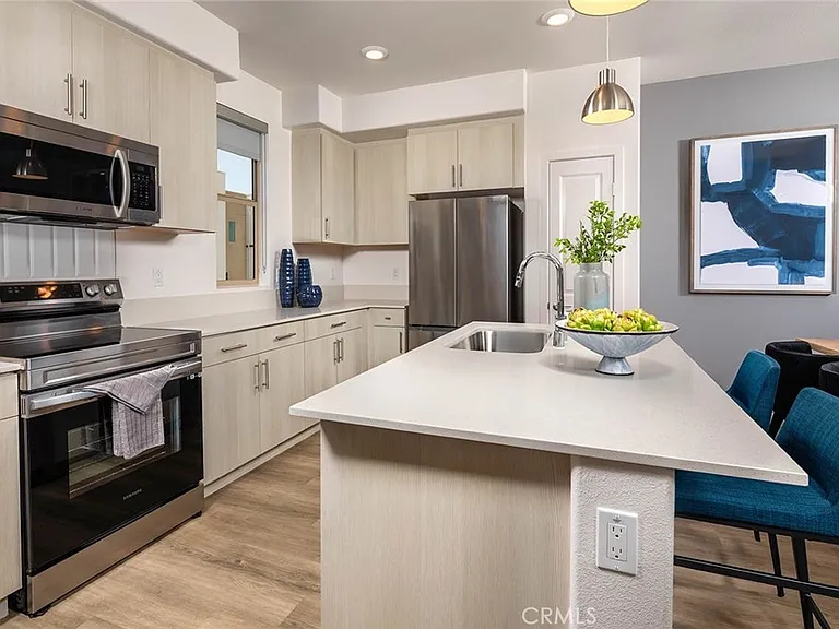 27866 S Reese Dr — Photo 2