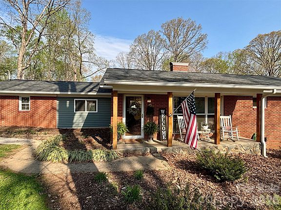 2nd image of 109 Green Acres
