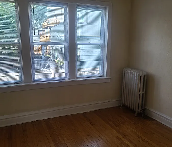 1916 N Drake Ave #1W — Photo 2