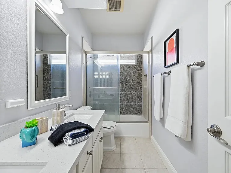 6569 Alyssa Dr — Photo 33