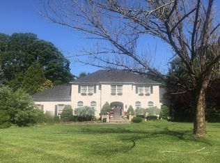 18 Birch Ln, Colts Neck, NJ 07722