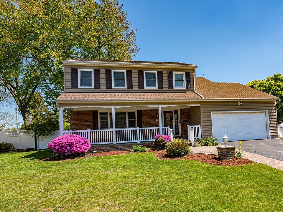 1st image of 20 Evon Drive SW