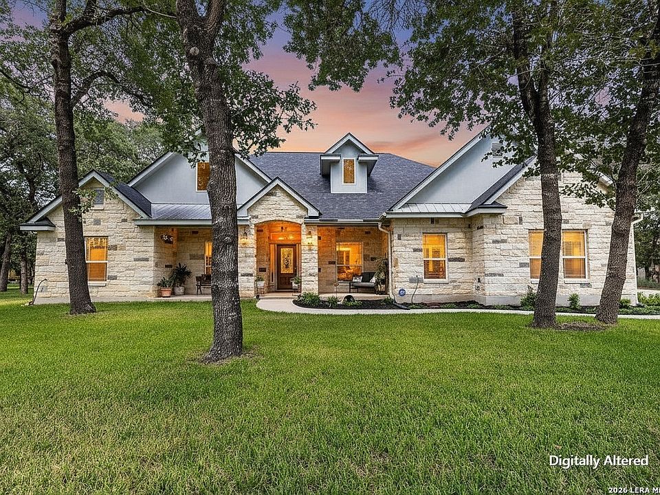 1st image of 128 CHUCKWAGON DR