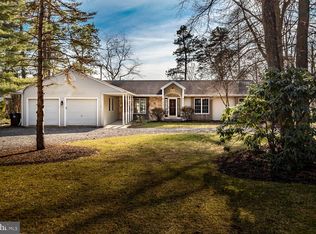 11 Holly Dr, Medford, NJ 08055
