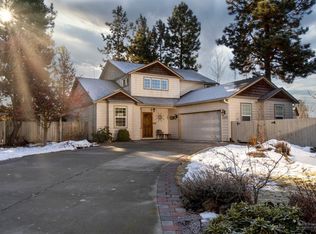 19569 Fishhawk Loop, Bend, OR 97702