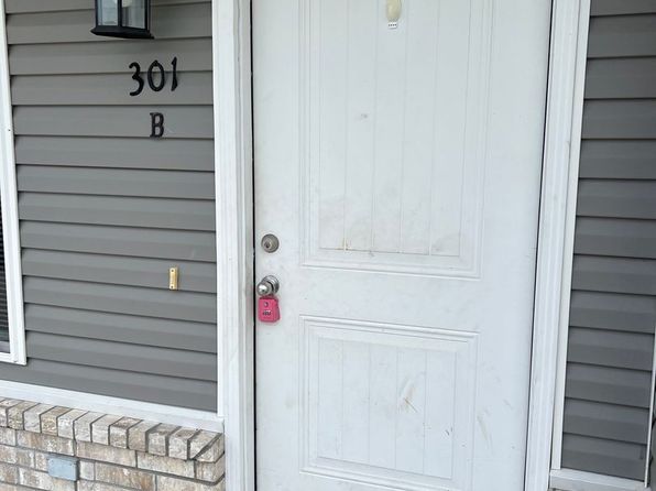 301 Plum St