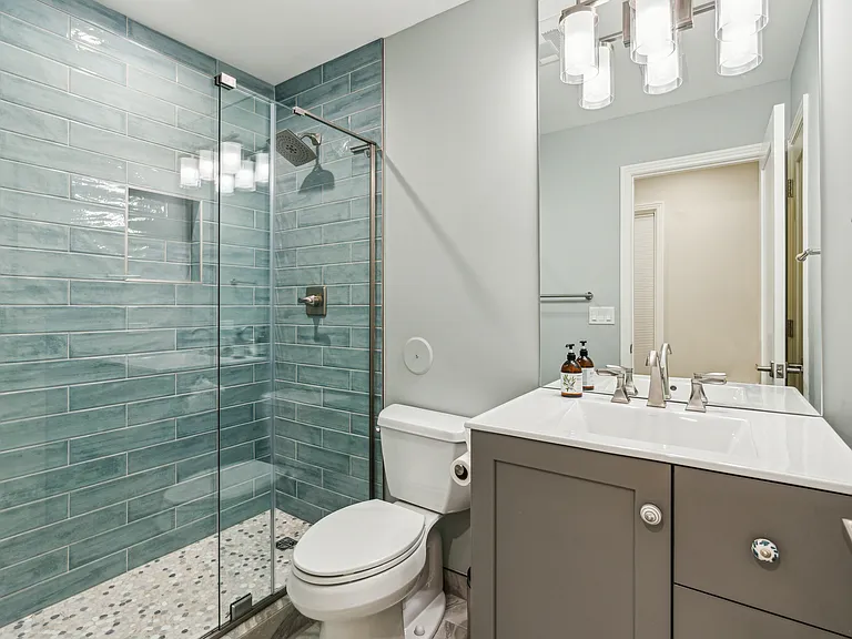 1534 Bradley Dr — Photo 45