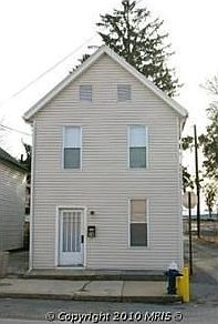 2nd image of 38 W South St