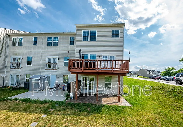 367 Ontario Dr #FALLING WATERS — Photo 74