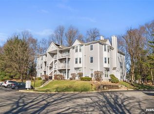 714 Juniper Way, Mahwah, NJ 07430