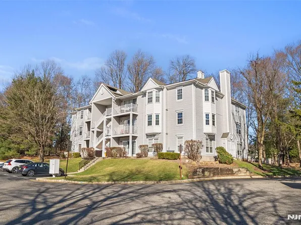 714 Juniper Way, Mahwah, NJ 07430