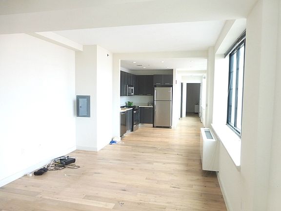 4th image of 4550 Pearson St APT 15J