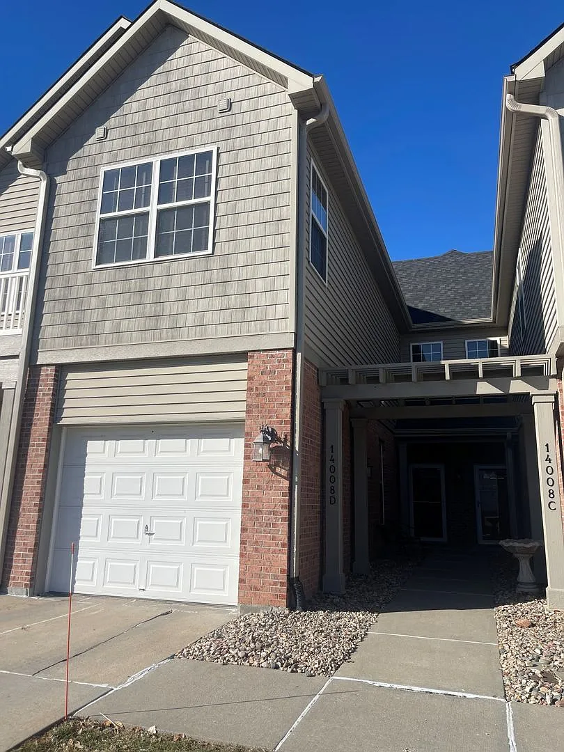 Building Photo - 14008D Tregaron Ridge Ave