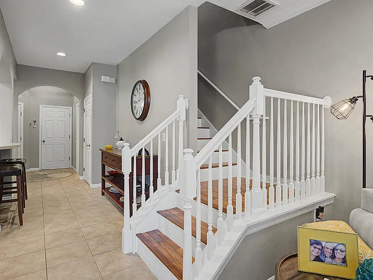 2145 Park Crescent Dr — Photo 8