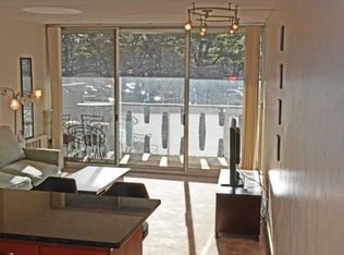 200 Swanton St APT L6, Winchester, MA 01890