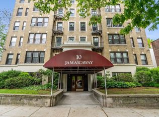 10 Jamaicaway APT 8, Boston, MA 02130