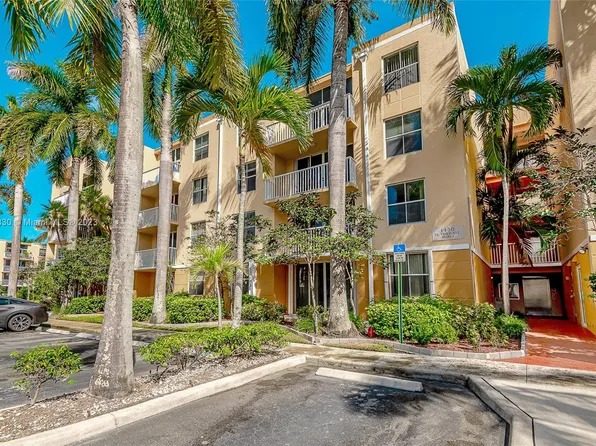 1450 SE 3rd Ave APT 207, Dania Beach, FL 33004