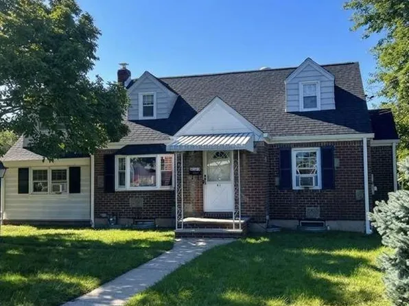 41 Locust Avenue, Emerson, NJ 07630