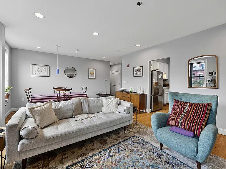 1723 Washington St #302 — Photo 6