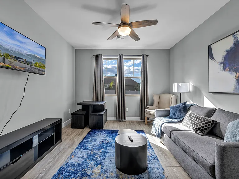 518 Riverbed Cir — Photo 15