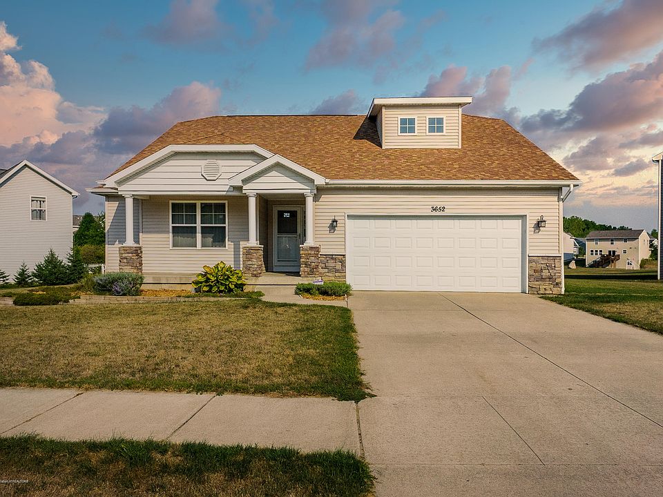 1st image of 3652 Fernwood Ln