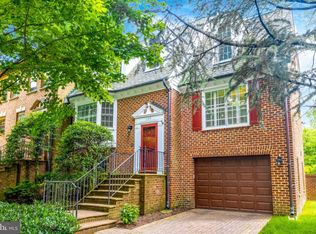 135 Tollgate Way, Falls Church, VA 22046