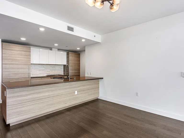 718 Long Bridge St #422-1 — Photo 4