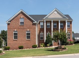 3309 Serendipity Dr, Raleigh, NC 27616