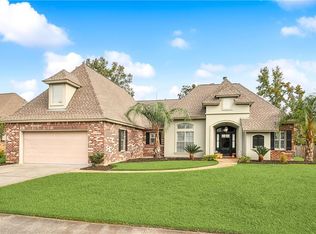 1212 Avenue Du Chateau, Covington, LA 70433