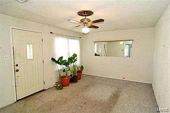 5th image of 414 S West End Blvd
