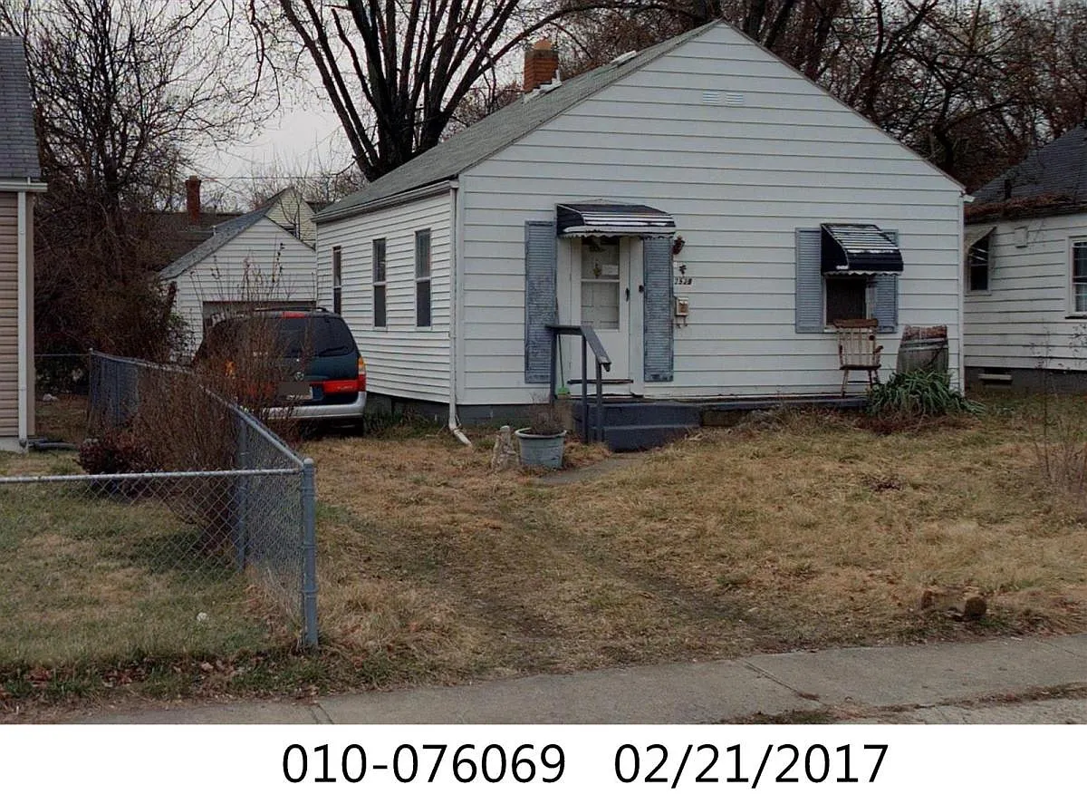 2529 McGuffey Rd photo 1