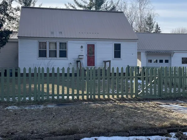 113 13th Ave, Norway, MI 49870