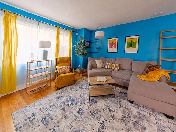 4th image of 4616 N Ashland Ave