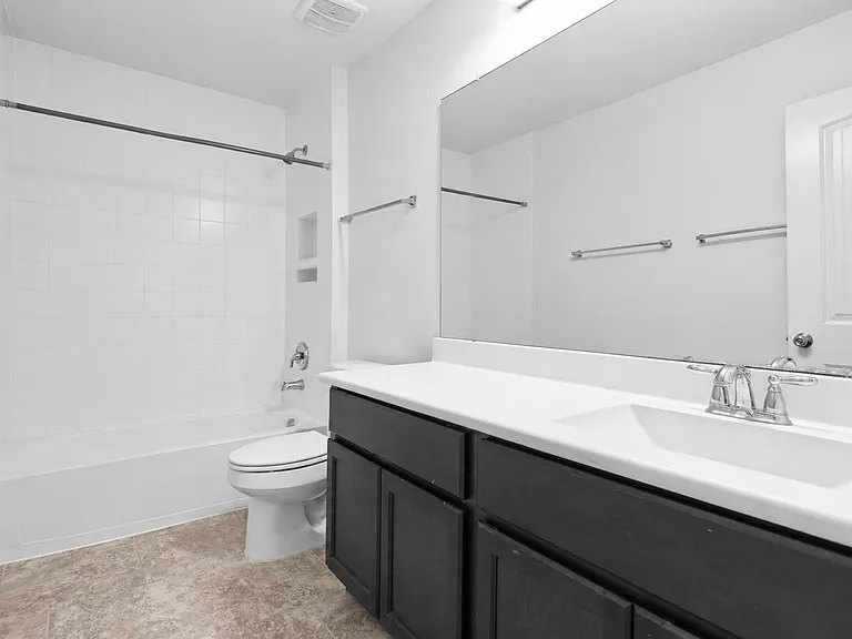 166 Meadow Grove Dr — Photo 34