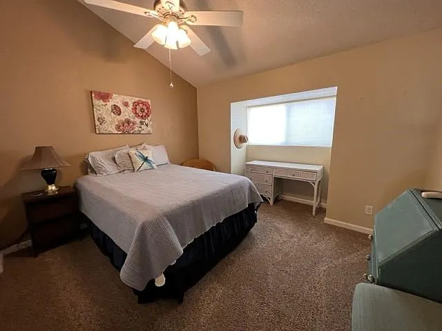 201 Riverfront Dr #9 — Photo 5
