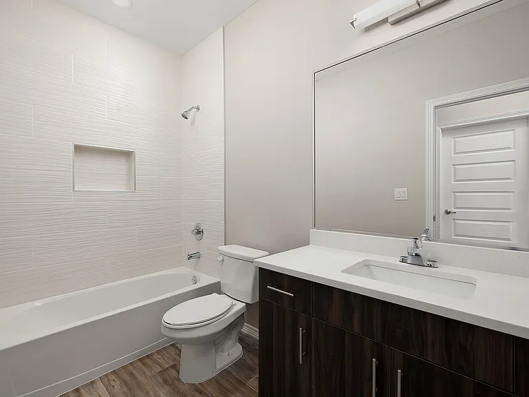 4220 Walnut Ave #2 — Photo 25