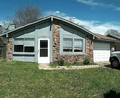5742 Woodbourne Ct — Photo 1