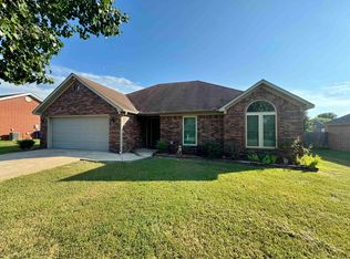 69-01 E Main St, Greenbrier, AR 72058
