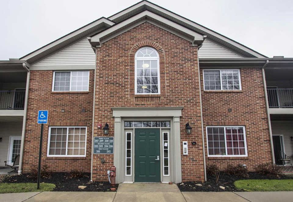 1st image of 208 Shelbourne Forest Way