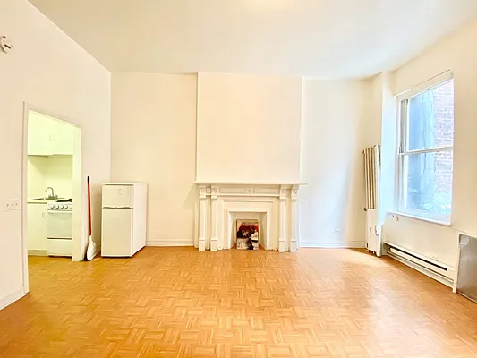 Rented by RSNY Realty | media 12