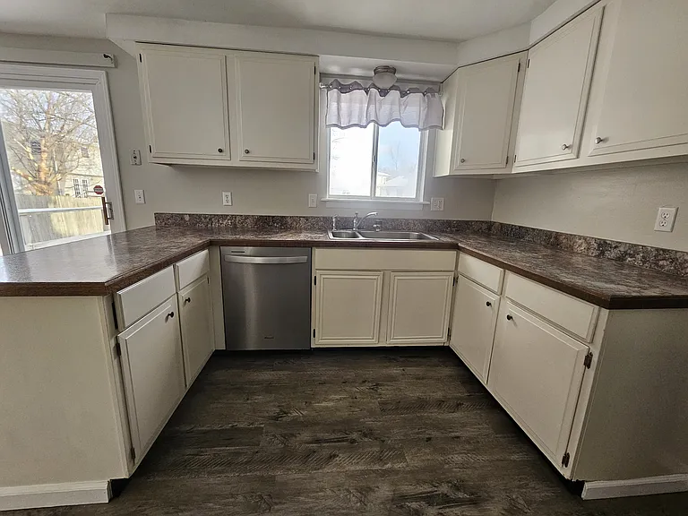 610 1/2 Sunflower Dr — Photo 10