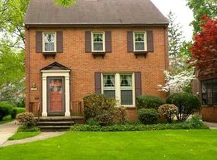 16525 Fischer Rd, Cleveland, OH 44111