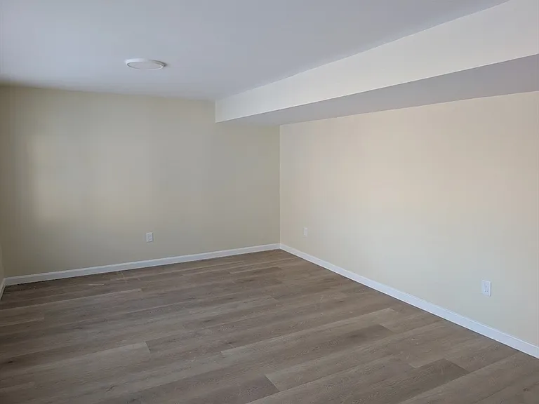 778 Main St #6 — Photo 18