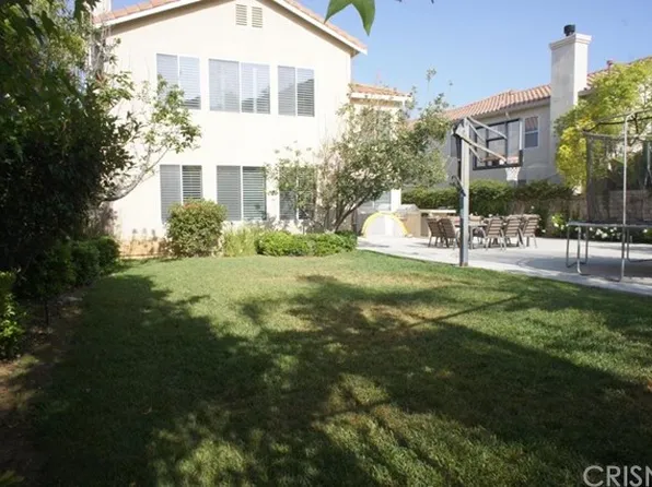 28565 Horseshoe Cir, Santa Clarita, CA 91390