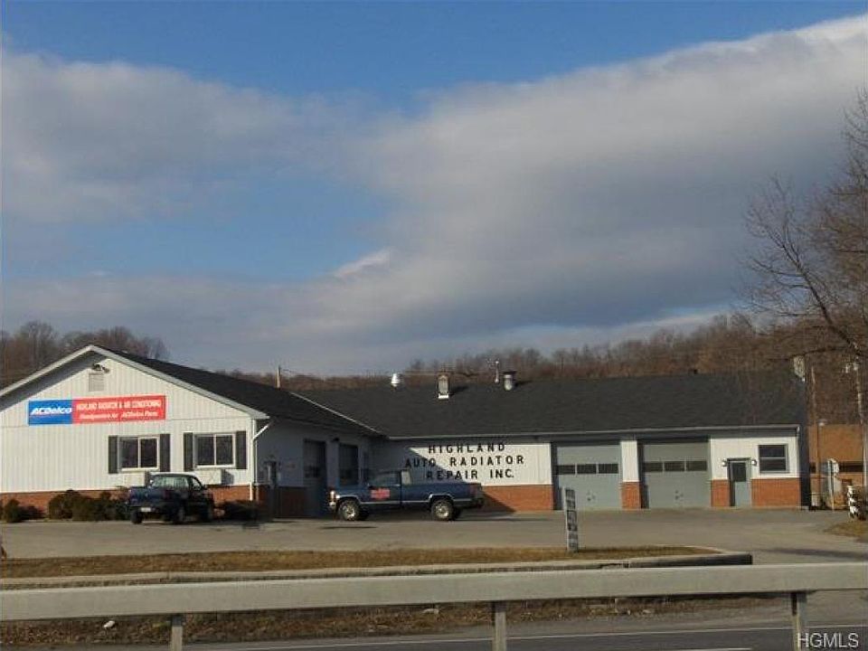 2nd image of 3441 Us Highway 9w