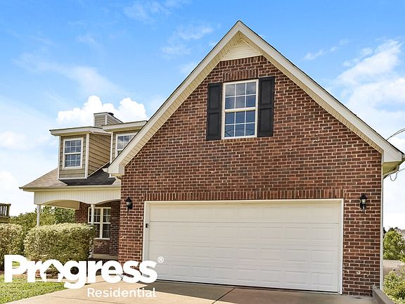 3rd image of 1110 Harmony Ln