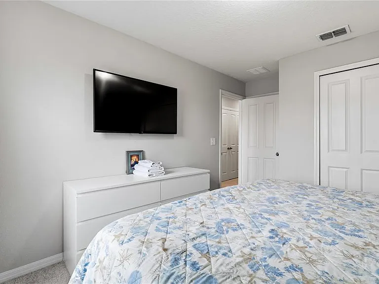 5152 Adelaide Dr — Photo 12
