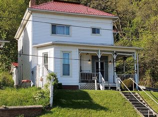 241 Highland Ave, Wellsville, OH 43968