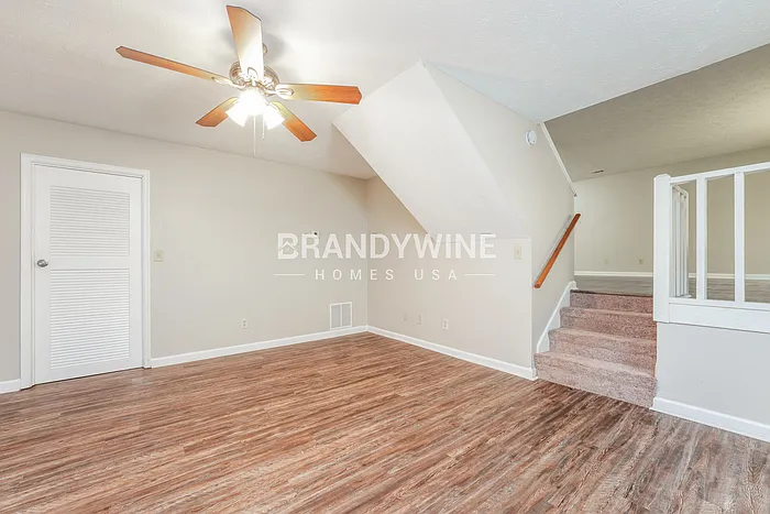 1467 Muirfield Dr — Photo 5