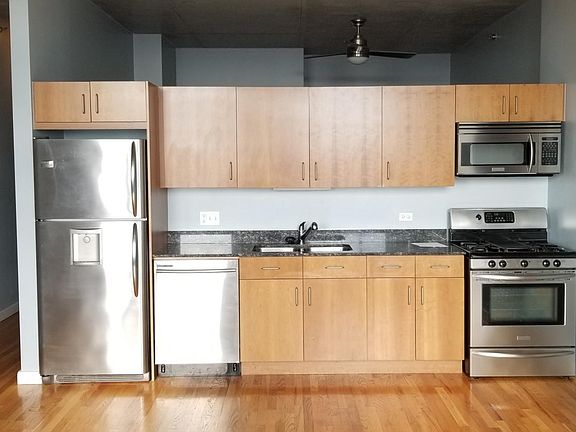 4th image of 1720 S Michigan Ave APT 3214